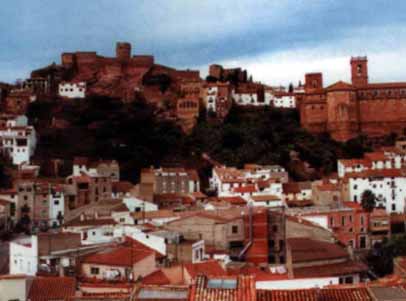 vista del nucleo urbano de Vilafamés